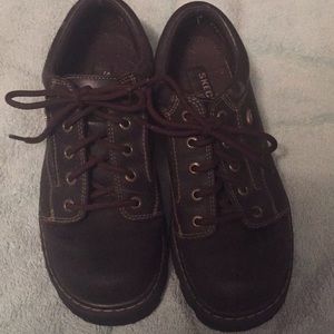 Skechers leather shoe